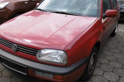 VW Golf 145.000 km 890 &euro; Mainz-Kastel 55252