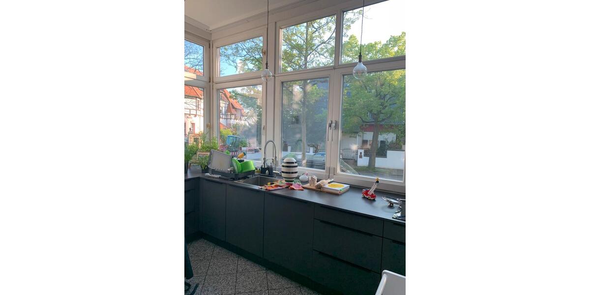 Hochparterre Wiesbaden Biebrich - 5 Zimmer, 150 m&sup2;, 810.000&euro; | Angebot:27436254
