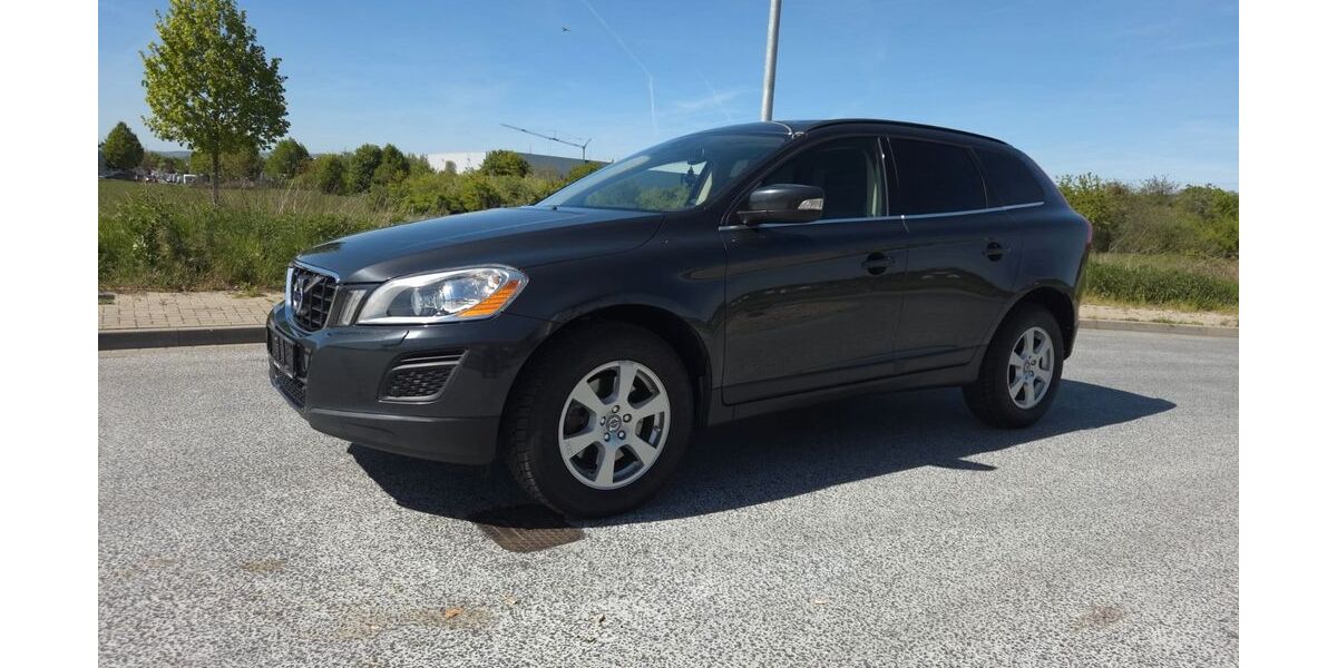 Volvo XC60 112.000 km 15.000 &euro; Wiesbaden 65203