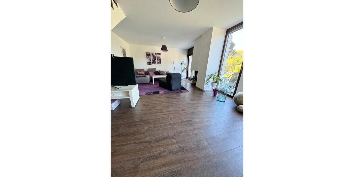 Erdgeschoßwohnung Niedernhausen - 4.5 Zimmer, 111 m&sup2;, 420.000&euro; | Angebot:26339903