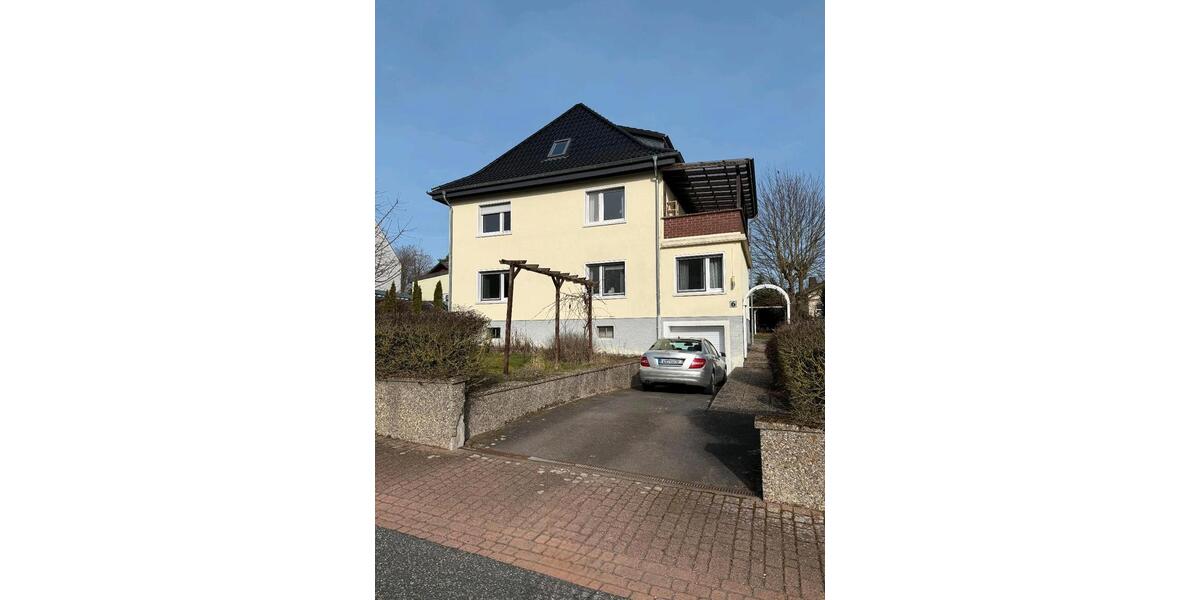 Einfamilienhaus Schönborn - 5 Zimmer, 136 m&sup2;, 1.300&euro; | Angebot:26683025