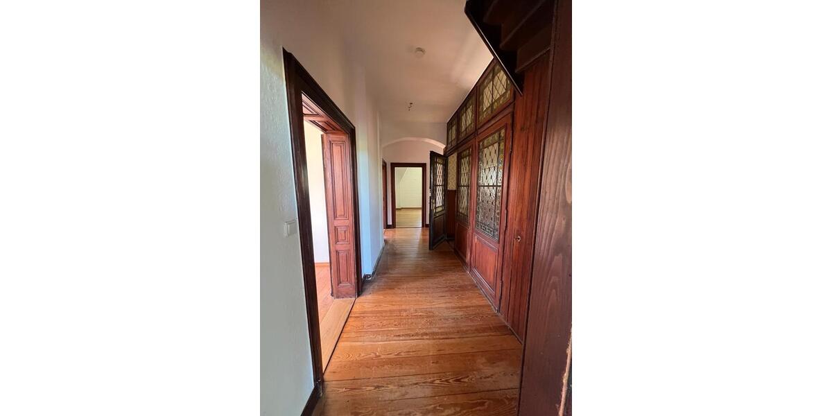 Etagenwohnung Wiesbaden Südost - 3 Zimmer, 110 m&sup2;, 1.700&euro; | Angebot:26365812