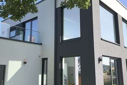 Haus Wiesbaden Biebrich - 6 Zimmer, 166 m&sup2;, 1.400.000&euro; | Angebot:26897001