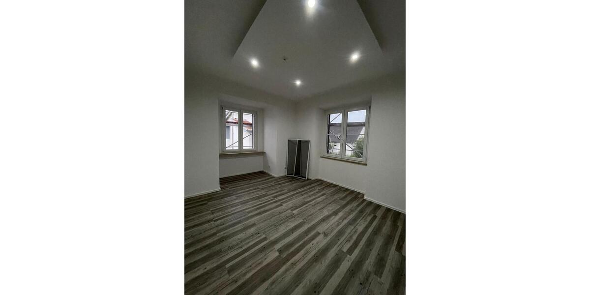 Etagenwohnung Mainz Laubenheim - 2.5 Zimmer, 80 m&sup2;, 1.250&euro; | Angebot:26351568