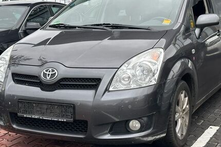 Toyota Corolla Verso 188.861 km 4.990 € Mainz 55128