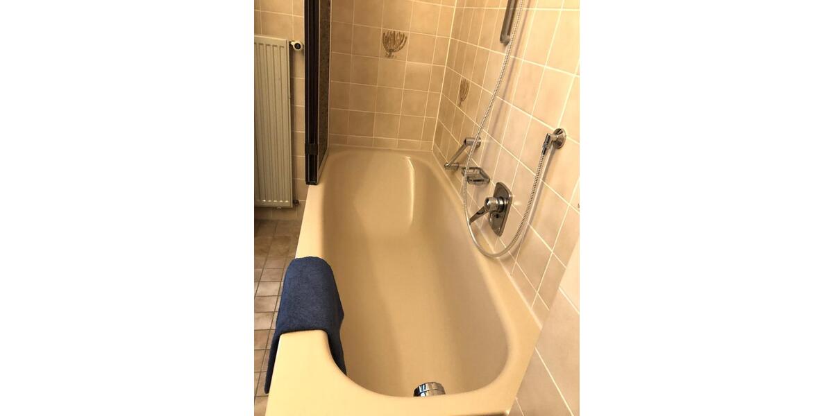 Dachgeschoßwohnung Eschborn - 2 Zimmer, 57 m&sup2;, 900&euro; | Angebot:25839091