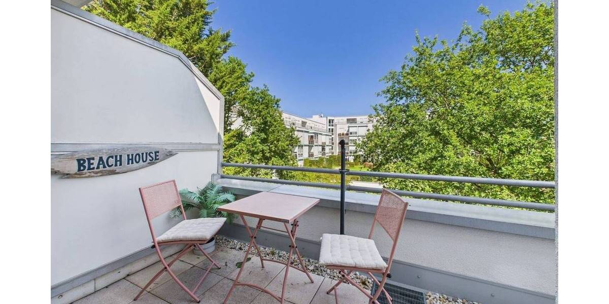 Lichtdurchflutete 3-Zimmer-Wohnung mit umfassender Dachterrasse und Tiefgaragenstellplatz 3 zimmer