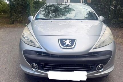 Peugeot 207 90.000 km 2.590 &euro; Nauheim 64521