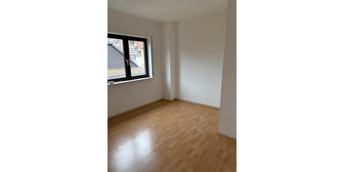 Reihenhaus Idstein - 5 Zimmer, 150 m&sup2;, 1.480&euro; | Angebot:23839256
