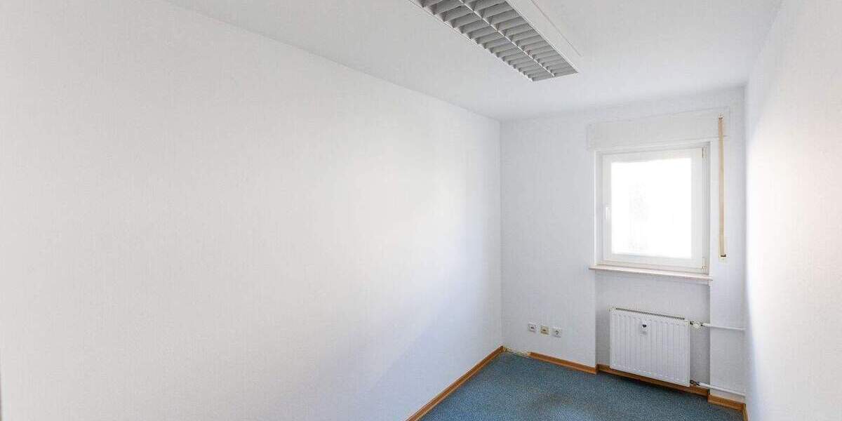 Gewerbeobjekt Bischofsheim - 5 Zimmer, 267 m&sup2;, 4.260&euro; | Angebot:24434609