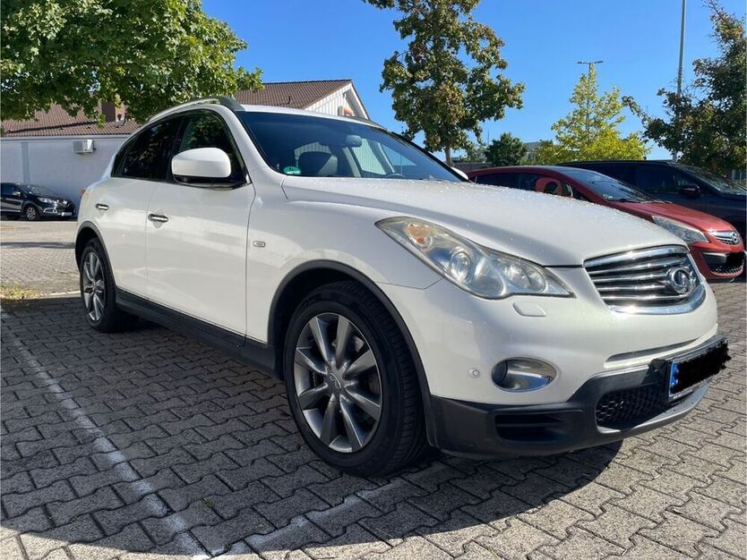 EX30