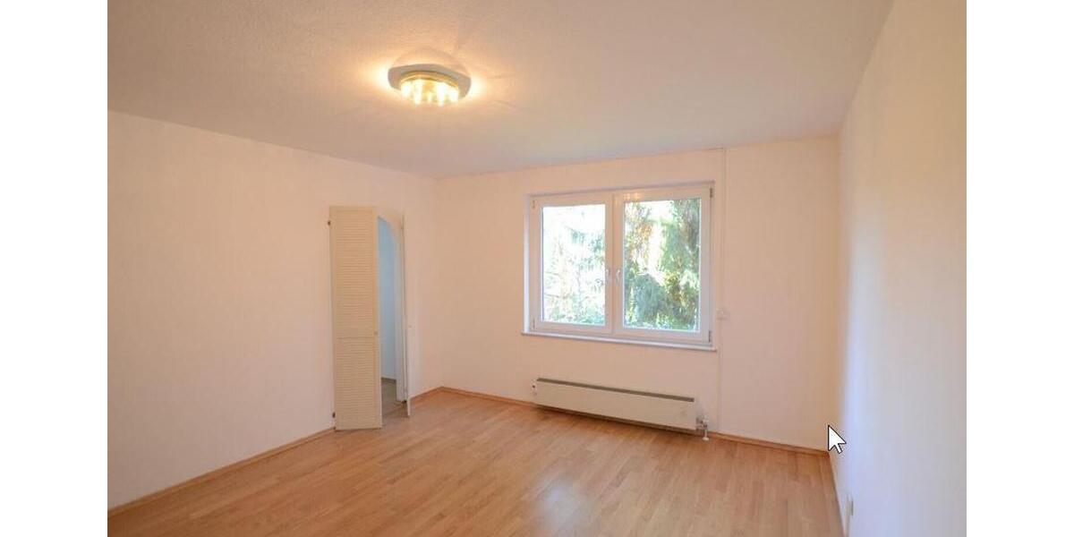 Etagenwohnung Kronberg im Taunus - 2.5 Zimmer, 65 m&sup2;, 950&euro; | Angebot:26300715