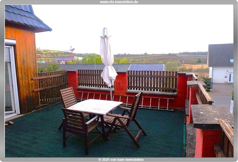 Doppelhaushälfte Nierstein - 6 Zimmer, 156 m&sup2;, 529.000&euro; | Angebot:23942799