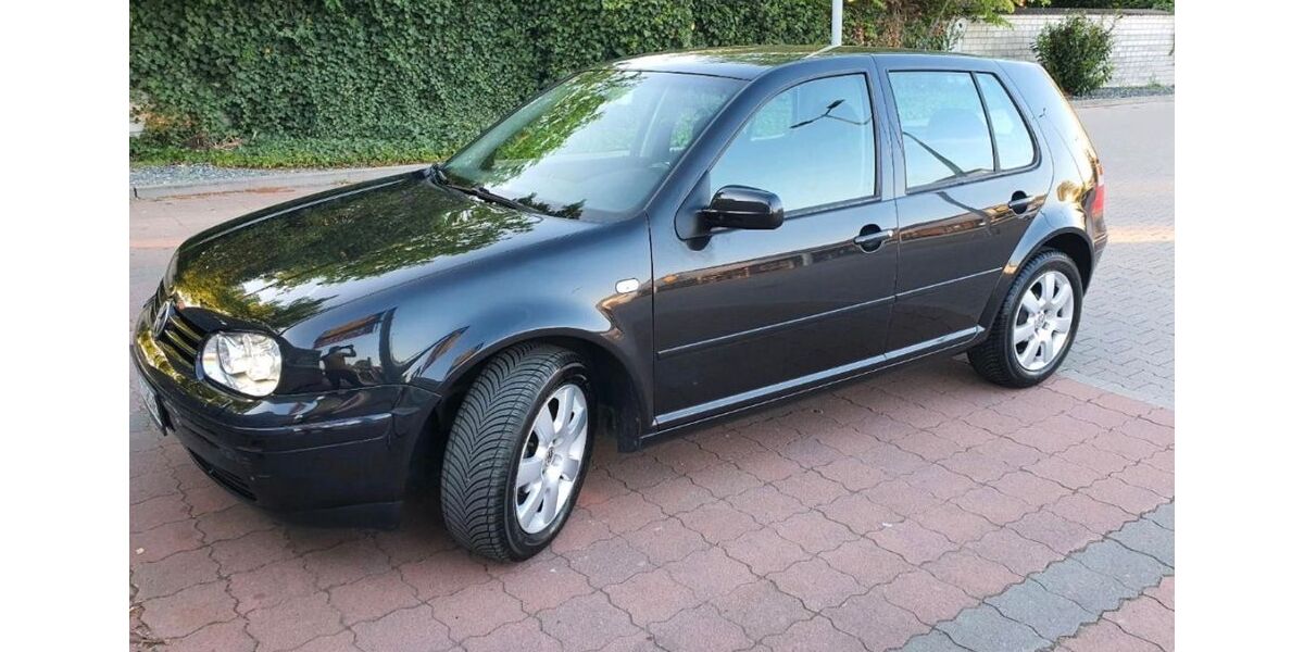 VW Golf 129.996 km 4.200 &euro; Kronberg 61479