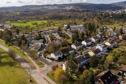 Haus Kronberg - 6 Zimmer, 185 m&sup2;, 890.000&euro; | Angebot:26355993