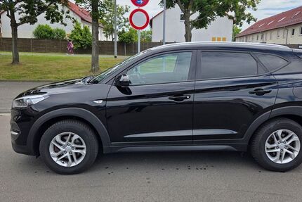 Hyundai TUCSON 124.900 km 12.000 &euro; Rüsselsheim 65428