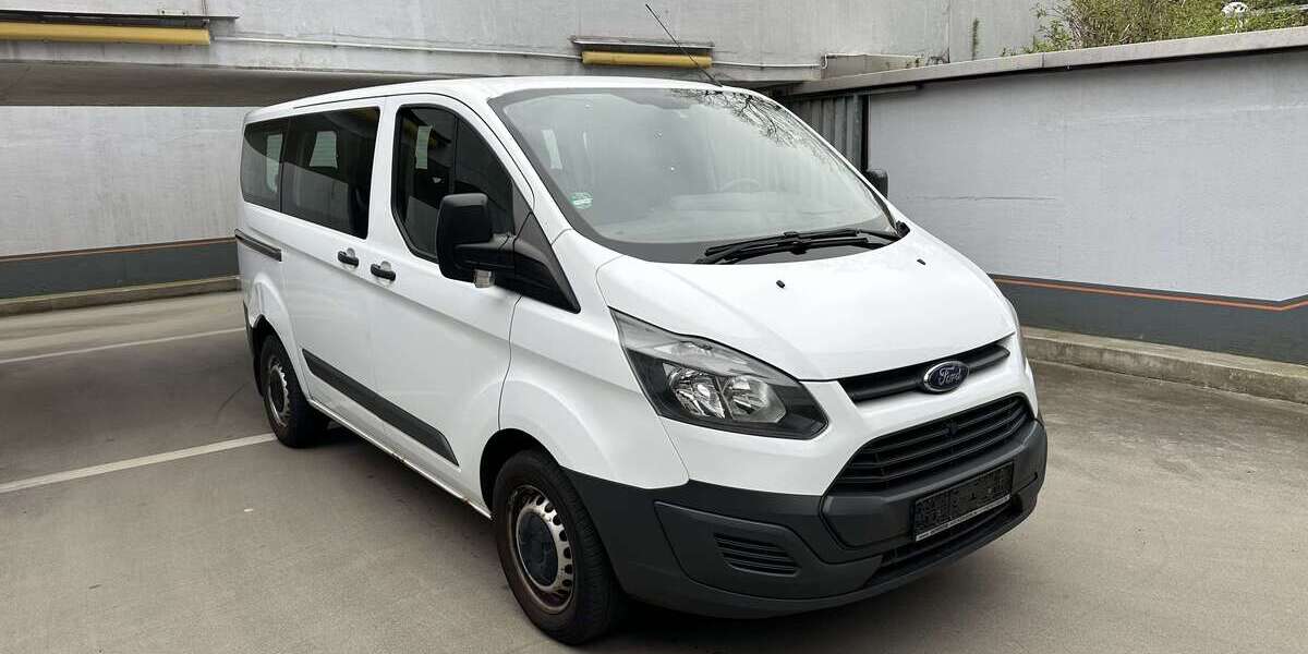 Ford Transit Custom 383.000 km 6.990 &euro; Eschborn 65760