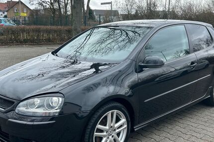 VW Golf 130.000 km 4.999 &euro; Rüsselsheim 65428