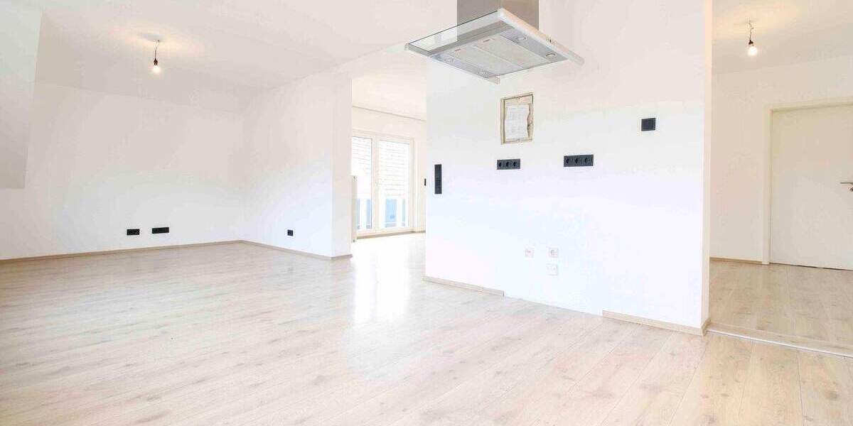 Etagenwohnung Selters OT Eisenbach Eisenbach - 6 Zimmer, 175 m&sup2;, 249.000&euro; | Angebot:25097267