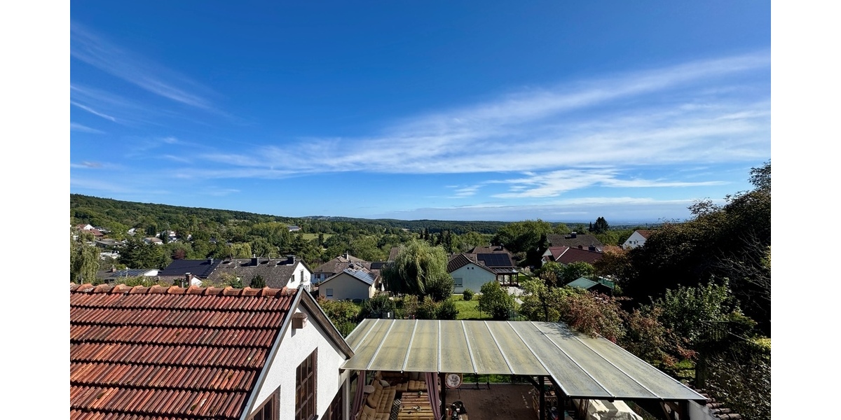 Kelkheim - Ruppertshain: Kapitalanlage! Vermietetes Einfamilienhaus in Ruhelage! 7 zimmer
