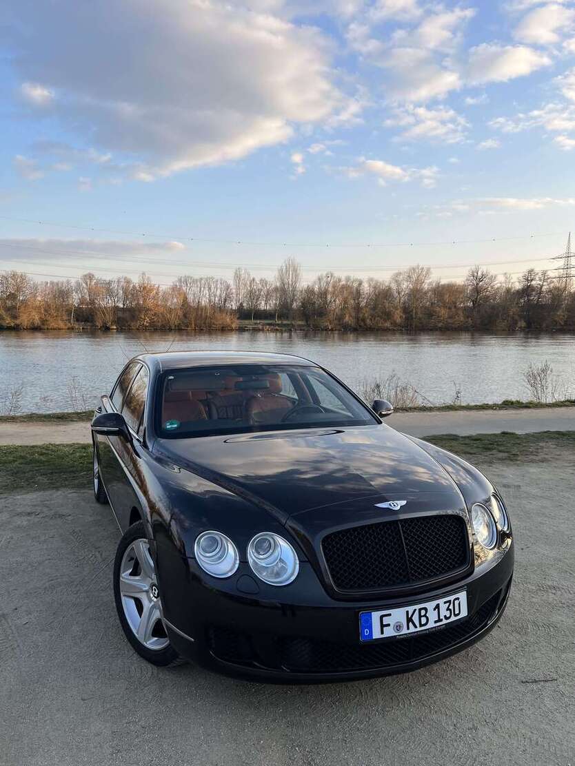 Bentley Flying Spur 206.000 km 27.000 € Frankfurt am Main 60325