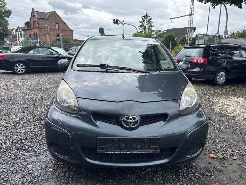 Aygo (X)