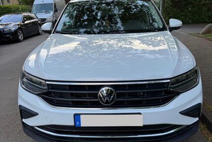 VW Tiguan 62.600 km 22.900 &euro; Wiesbaden 65197