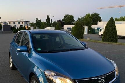 Kia ceed / Ceed 168.000 km 3.699 &euro; Mainz 55116