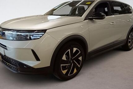 Opel Grandland (X) 8.850 km 33.200 € Rüsselsheim 65428