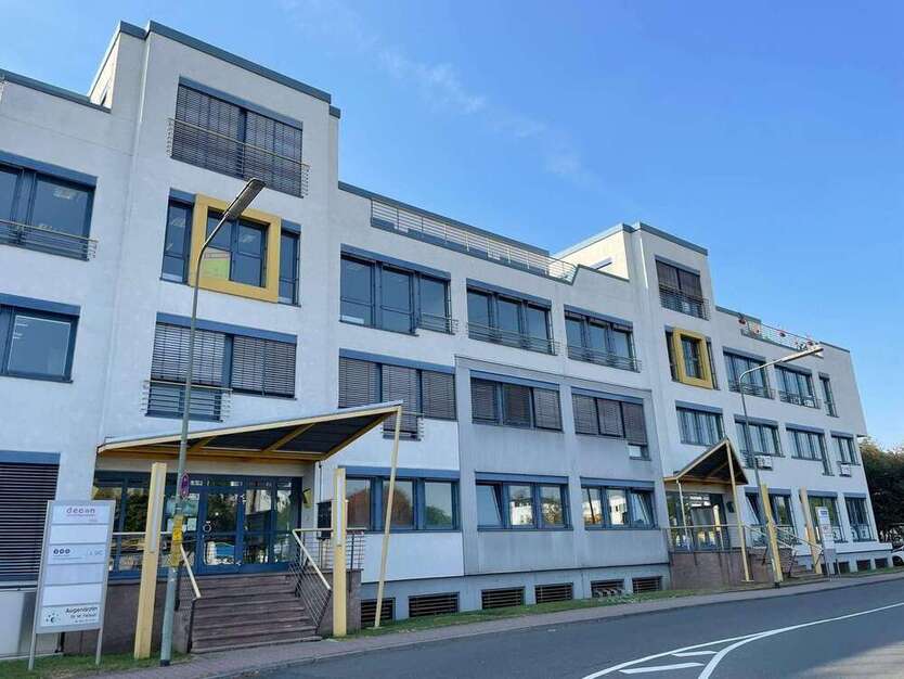 Büro in Frankfurt - Nieder-Eschbach 300 € 30 m²