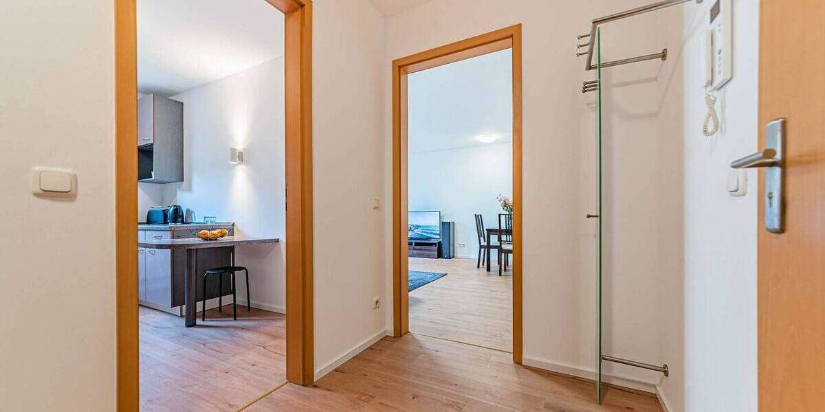 Etagenwohnung Frankfurt am Main Bockenheim - 2 Zimmer, 63 m&sup2;, 1.630&euro; | Angebot:25926617