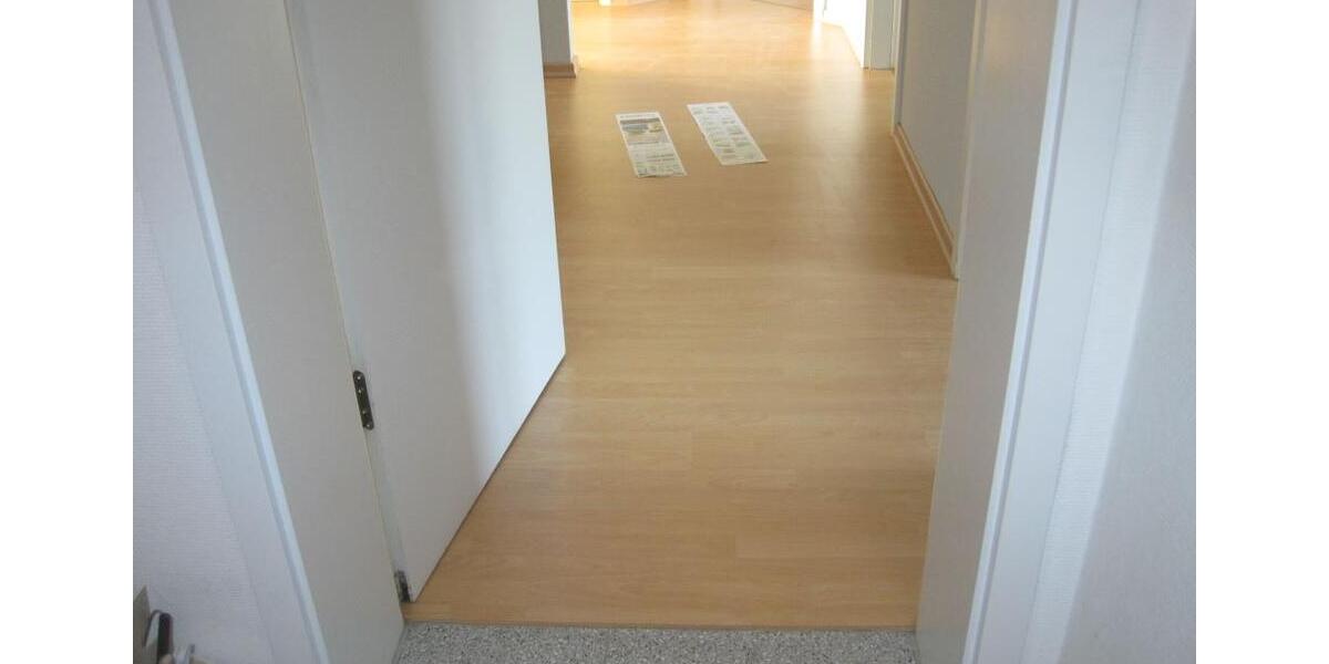 Etagenwohnung Wiesbaden Mainz-Amöneburg - 3 Zimmer, 70 m&sup2;, 285.000&euro; | Angebot:27083934