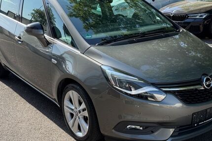 Opel Zafira 99.300 km 12.650 &euro; Wiesbaden 65203