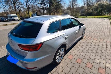 Seat Leon 83.400 km 11.800 € Schwalbach am Taunus 65824