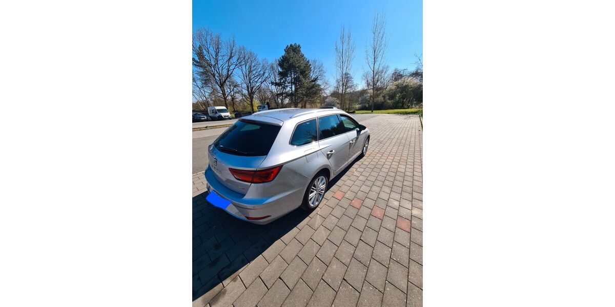 Seat Leon 83.400 km 11.800 € Schwalbach am Taunus 65824