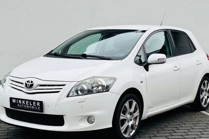 Toyota Auris 229.980 km 5.890 &euro; Oestrich-Winkel 65375