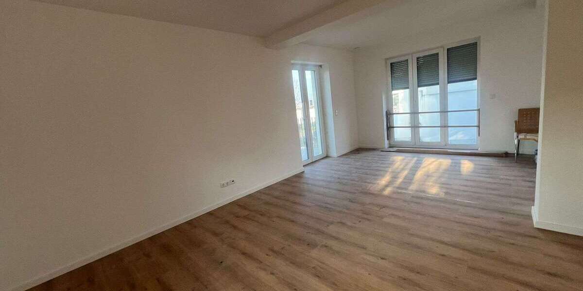 Etagenwohnung Wiesbaden Südost - 2.5 Zimmer, 86 m&sup2;, 1.700&euro; | Angebot:26223435