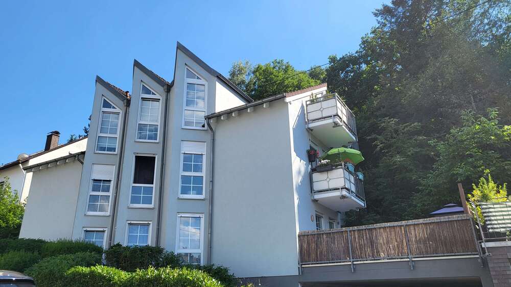 Etagenwohnung Wiesbaden Bierstadt - 2 Zimmer, 61 m&sup2;, 780&euro; | Angebot:26406445