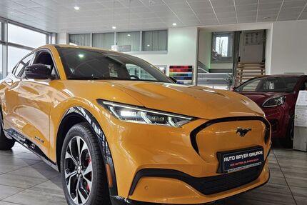 Ford Mustang Mach-E 4.750 km 53.990 &euro; Nieder-Olm 55268
