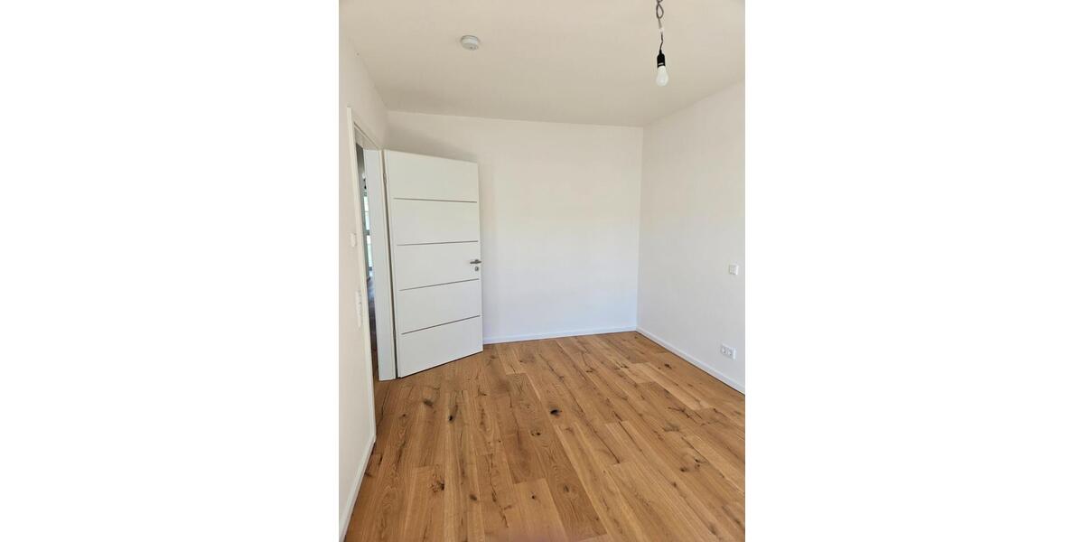Etagenwohnung Mainz Mombach - 3 Zimmer, 80 m&sup2;, 1.780&euro; | Angebot:26323487