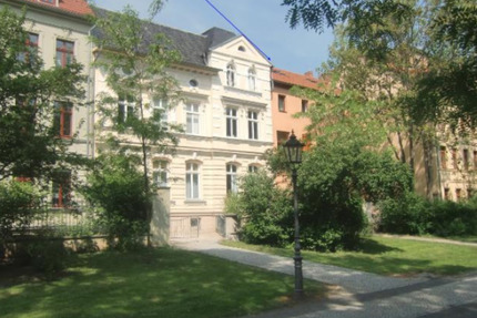 Hochwertige 4-Zimmer-Wohnung in ASL-Zentrum, ruhig, im Grünen zimmer