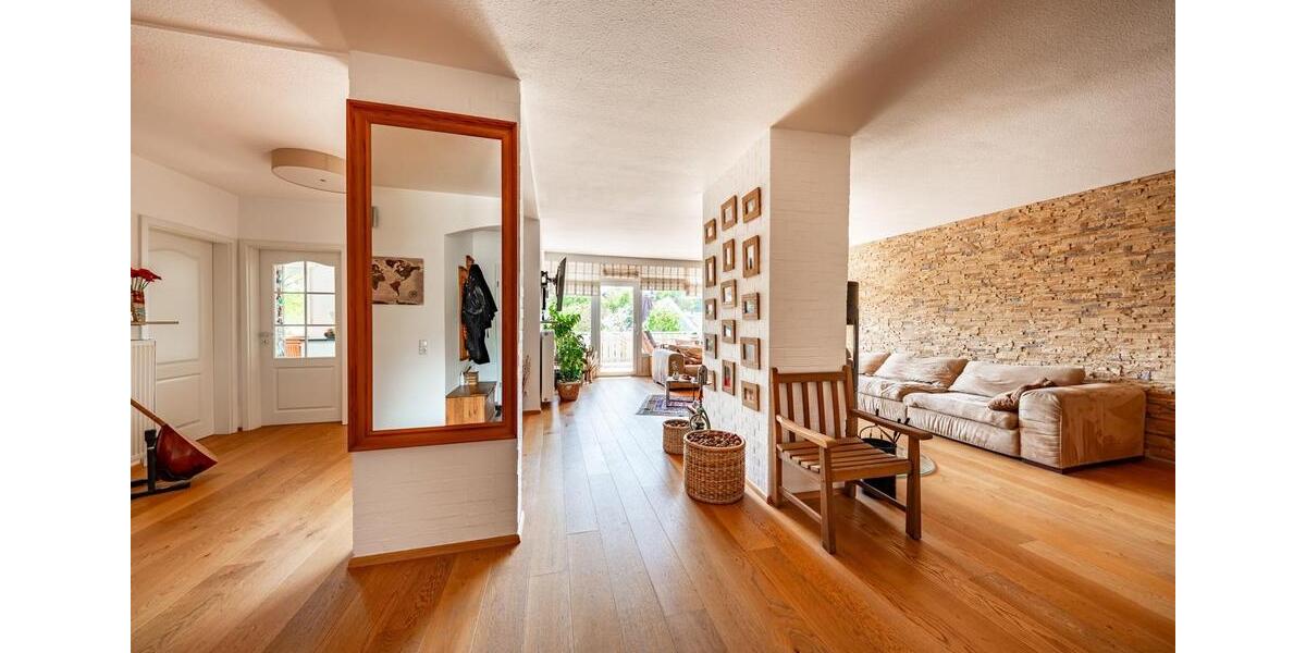 Etagenwohnung Bad Soden am Taunus - 3 Zimmer, 125 m&sup2;, 650.000&euro; | Angebot:26340958