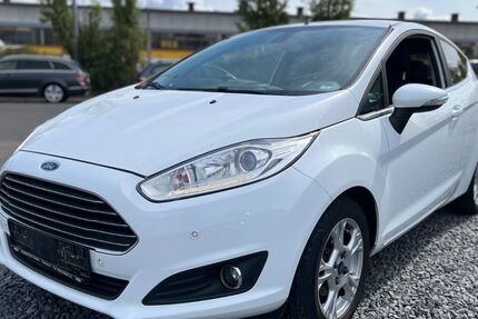 Ford Fiesta 278.000 km 2.999 &euro; Wiesbaden 65203