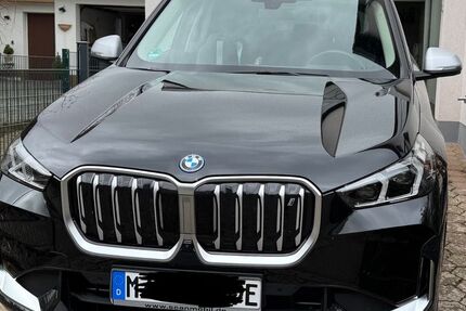 BMW iX1 17.000 km 38.400 &euro; Mainz 55126
