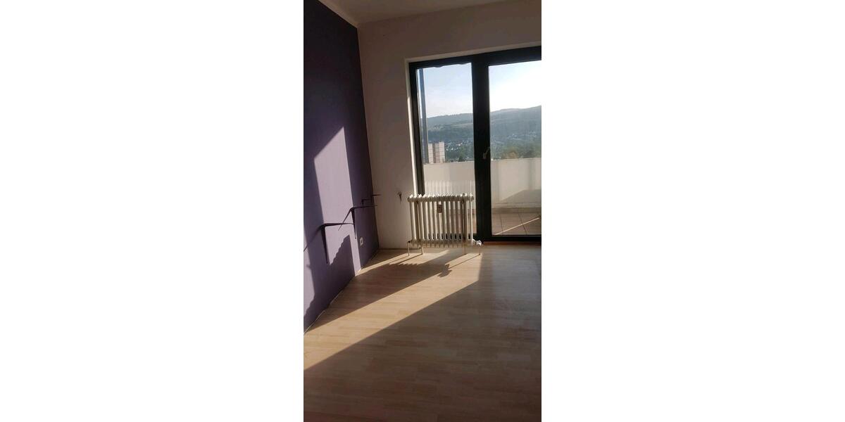 Etagenwohnung Niedernhausen - 4.5 Zimmer, 90 m&sup2;, 340.000&euro; | Angebot:27271675