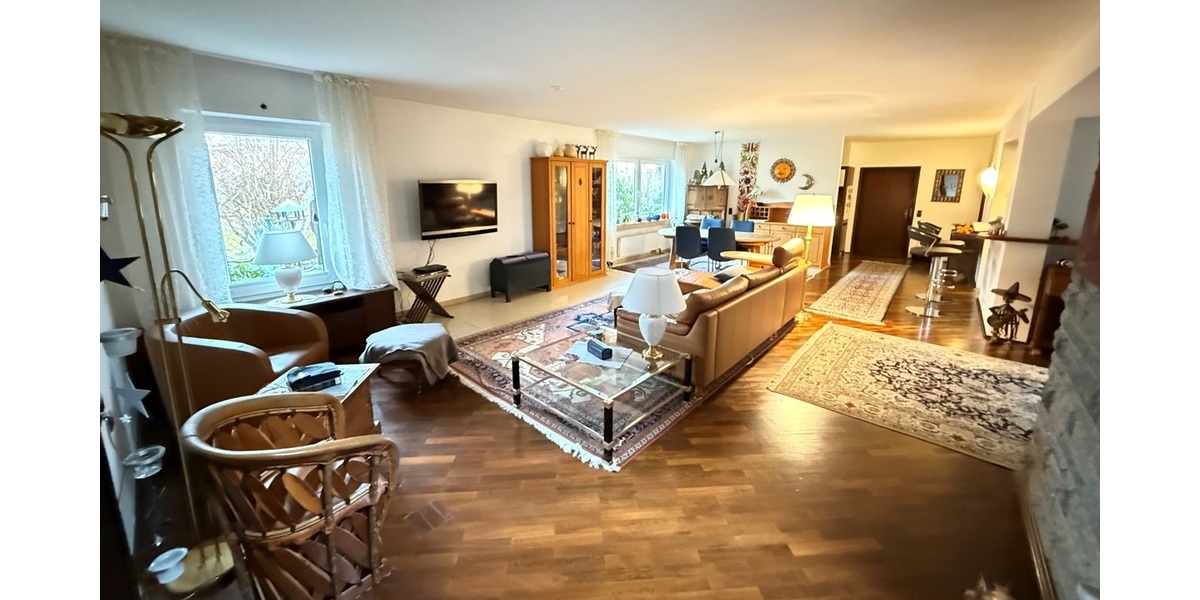 Kelkheim: Individuelles Architektenhaus in toller Villenlage - Einfamilienhaus Kelkheim | Angebot:24810403