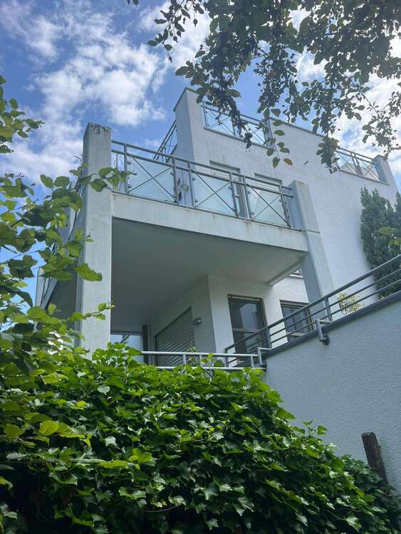 Wohnung zum Mieten in Wiesbaden 1.450 € 90 m²