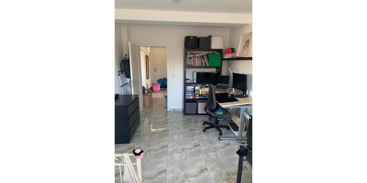 Etagenwohnung Mainz Ebersheim - 4 Zimmer, 152 m&sup2;, 1.900&euro; | Angebot:25152219