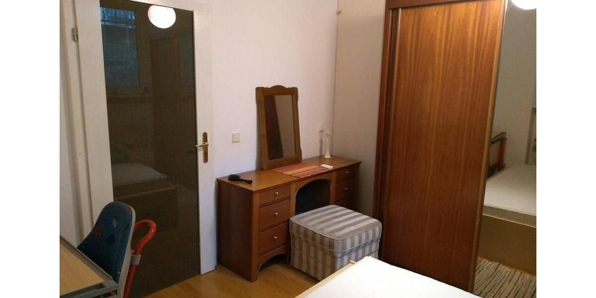 Etagenwohnung Wiesbaden Bierstadt - 1 Zimmer, 20 m&sup2;, 600&euro; | Angebot:25287460