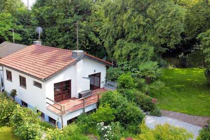 Haus Frankfurt am Main West - 6 Zimmer, 148 m&sup2;, 399.000&euro; | Angebot:26683240